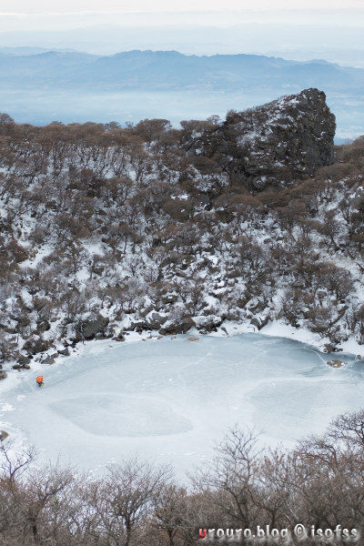 大船山のすぐ麓にあるお池。厳冬期は凍ってます。