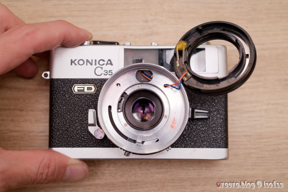 露出計不動でも機械式で動く50年前のカメラ。KONICA C35 FDを分解清掃 