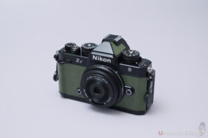 Viltrox AF 28mm F4.5 Chip Z とZf、外観。ヘリテージデザインを邪魔しない組み合わせだ。