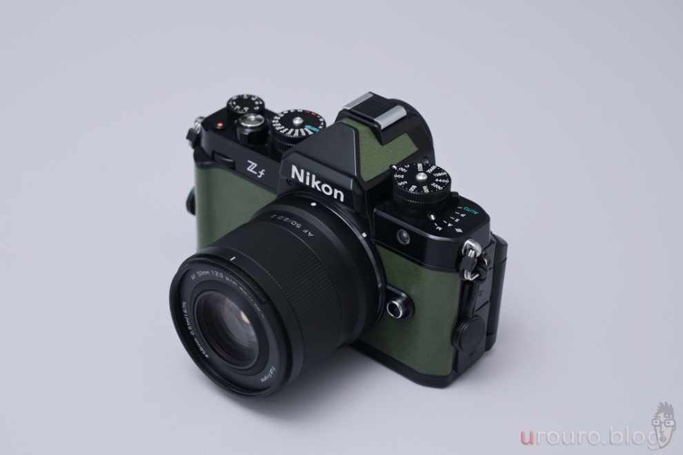 Viltrox AF 50mm F2 AIR & Nikon Zf 外観。非常に収まりの良い装備だ。