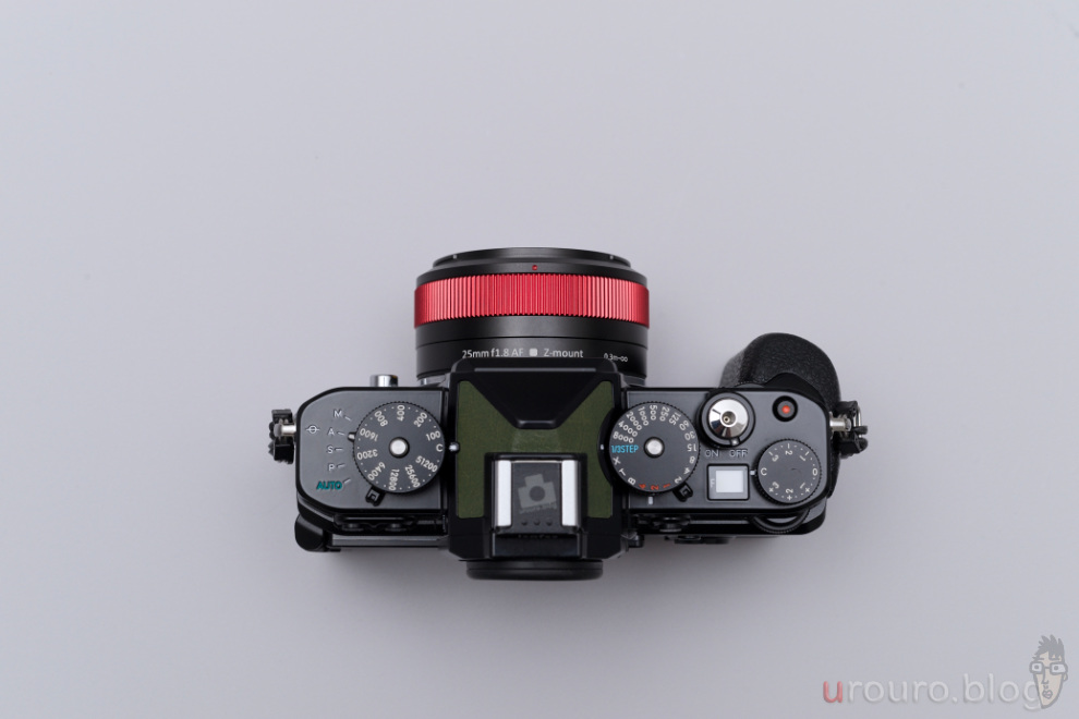金属ボディのNikon Zfと組み合わせた姿が勇ましい。非常に所有感があっていいと思う。