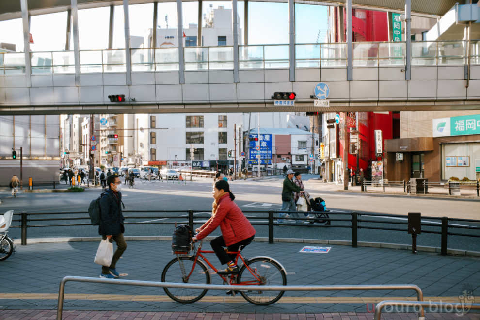 日常の何気ない写真を収めるのにSG-image AF 25mm F1.8は向いていると思う。価格もこなれている。