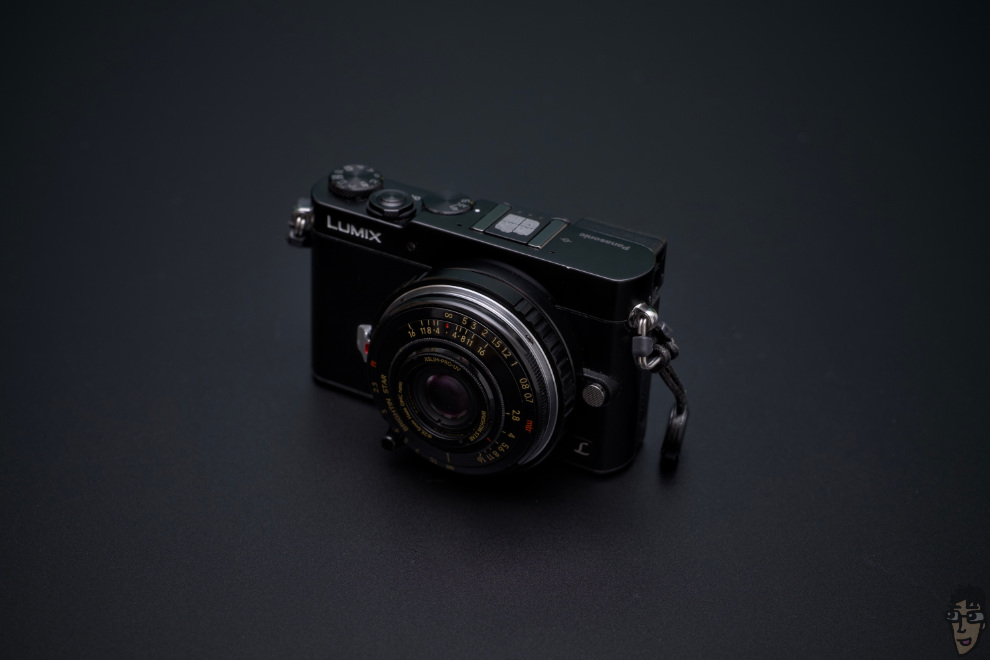 GM5とBRIGHTIN STAR 28mm F2.8のセットアップ。外観。