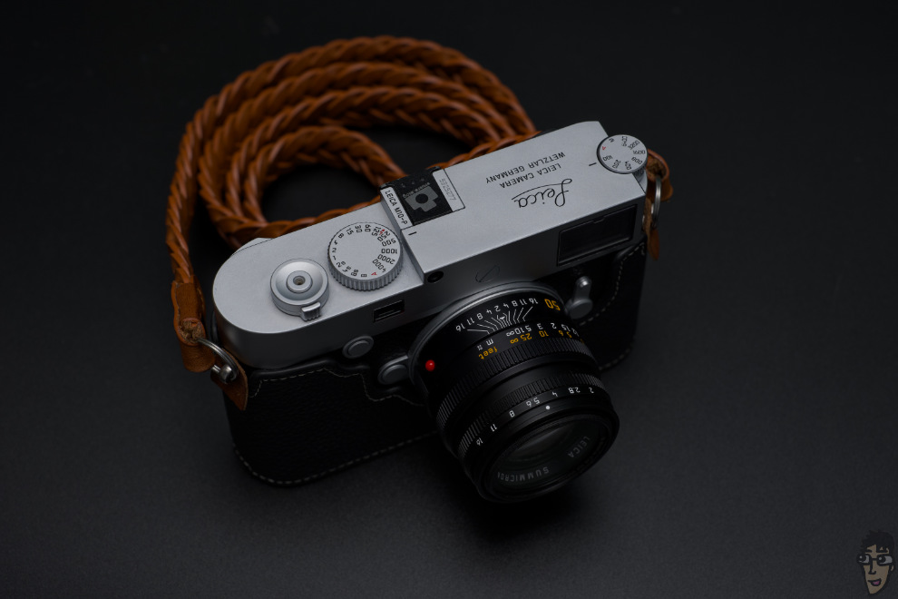 ライカライカM10-PとズミクロンM f2/50 外観写真。無骨でミニマルな完成系。